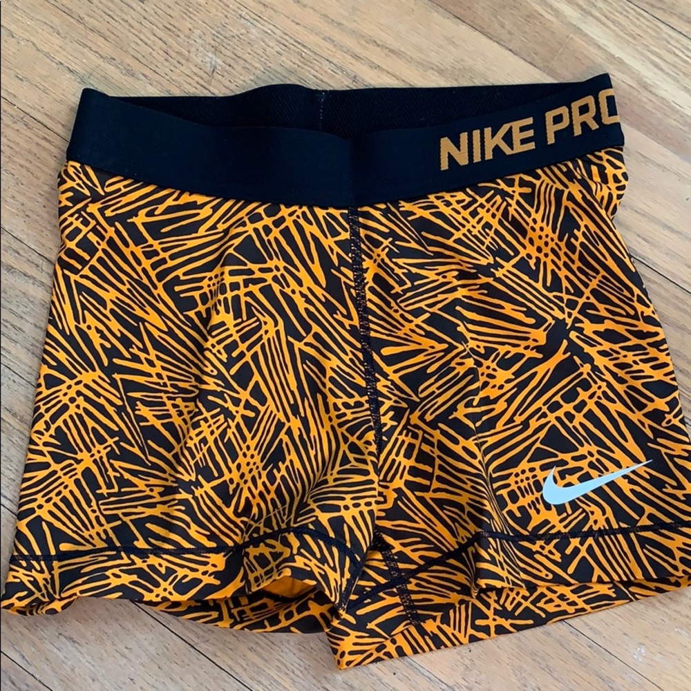 Nike Pro spanks